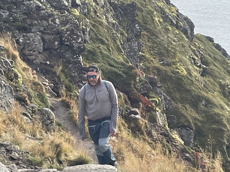 Hiking safety, trail etiquette & visiting responsibly