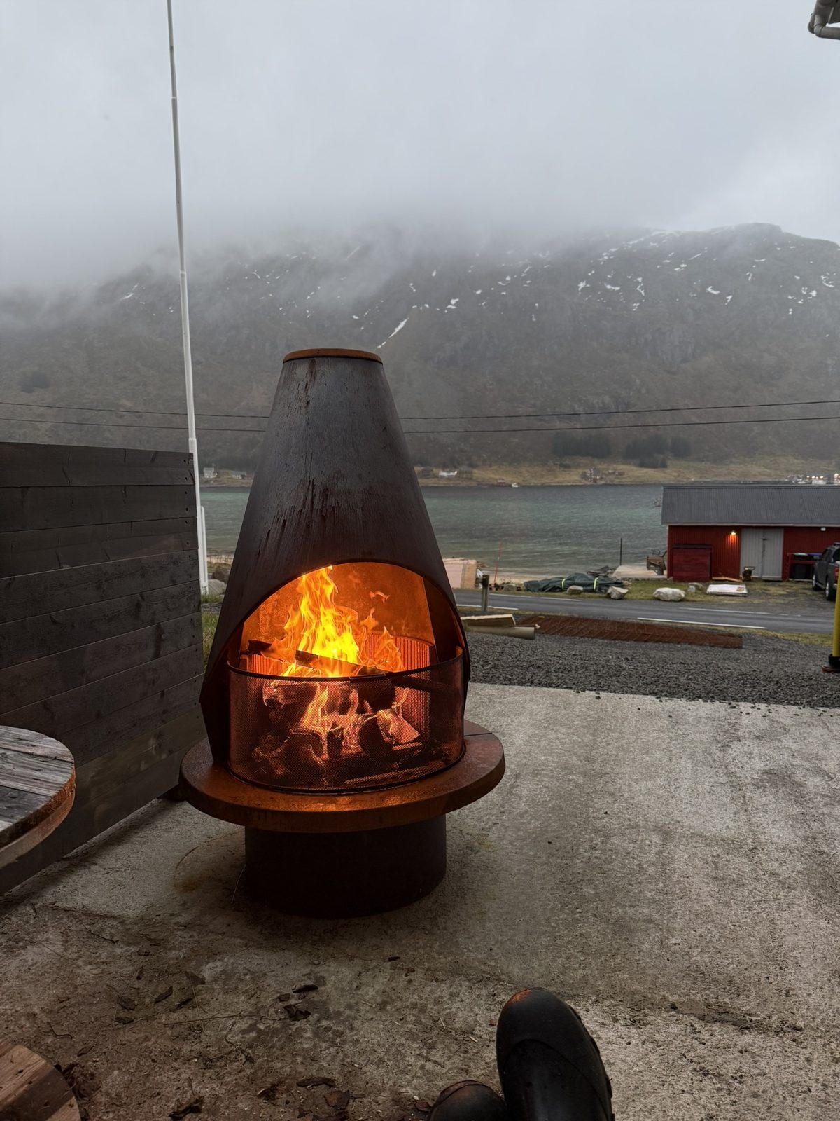 The fire shelter (IMG_0778).