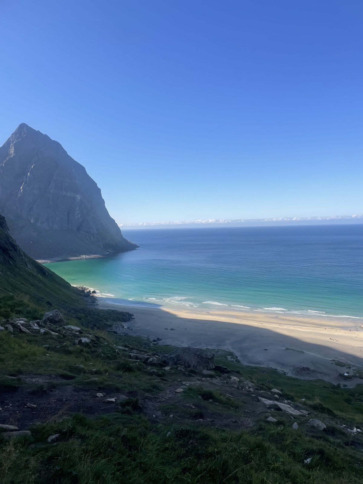 Kvalvika Beach from above, on the Ryten side (IMG_1733).