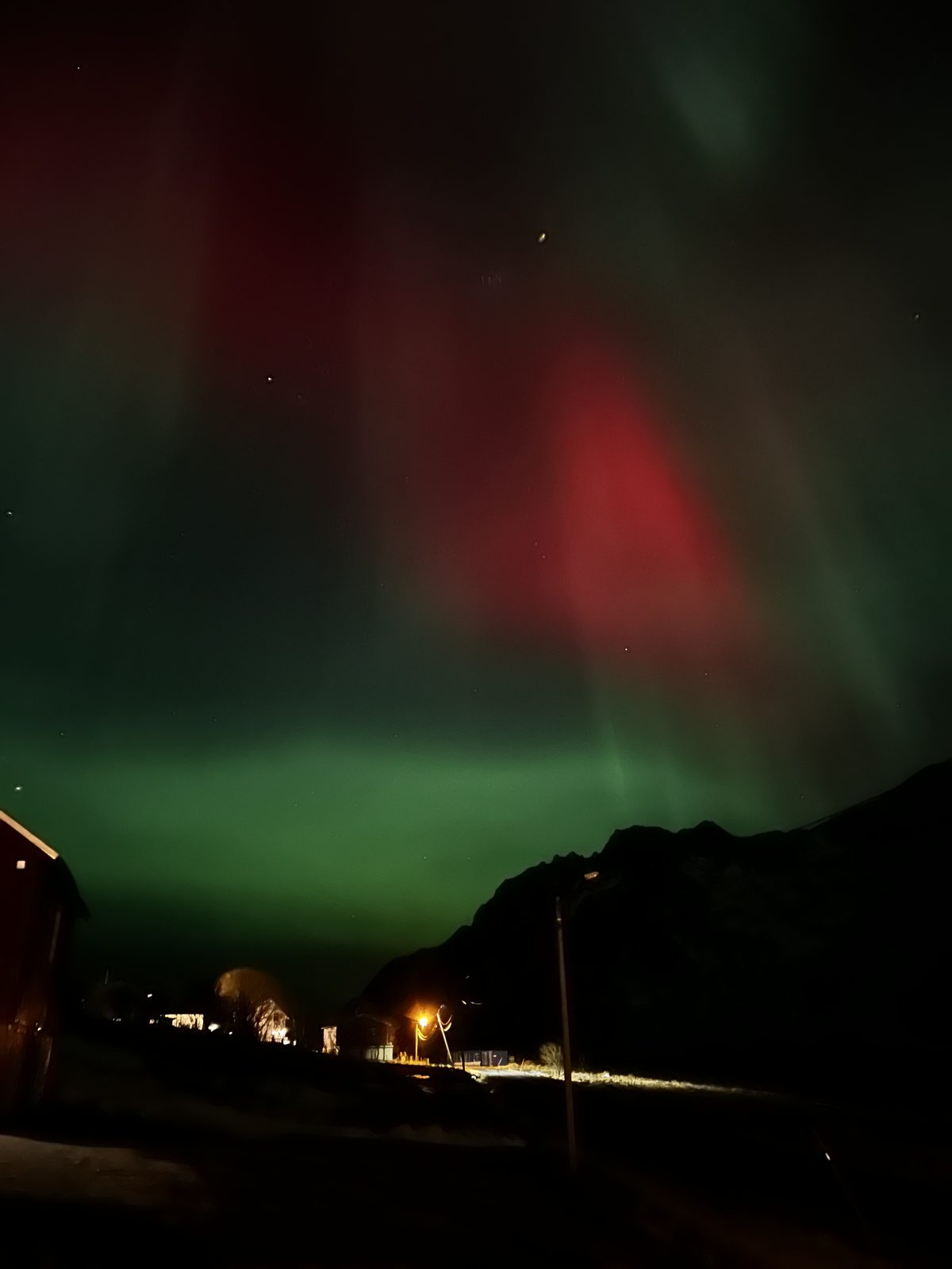 Northern lights photographed from Casa Lofoten (IMG_6005).
