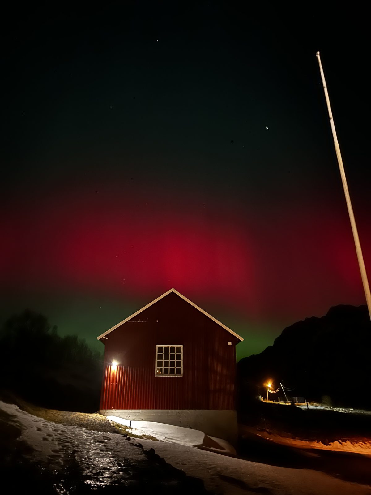 Aurora over the old barn (IMG_6009).