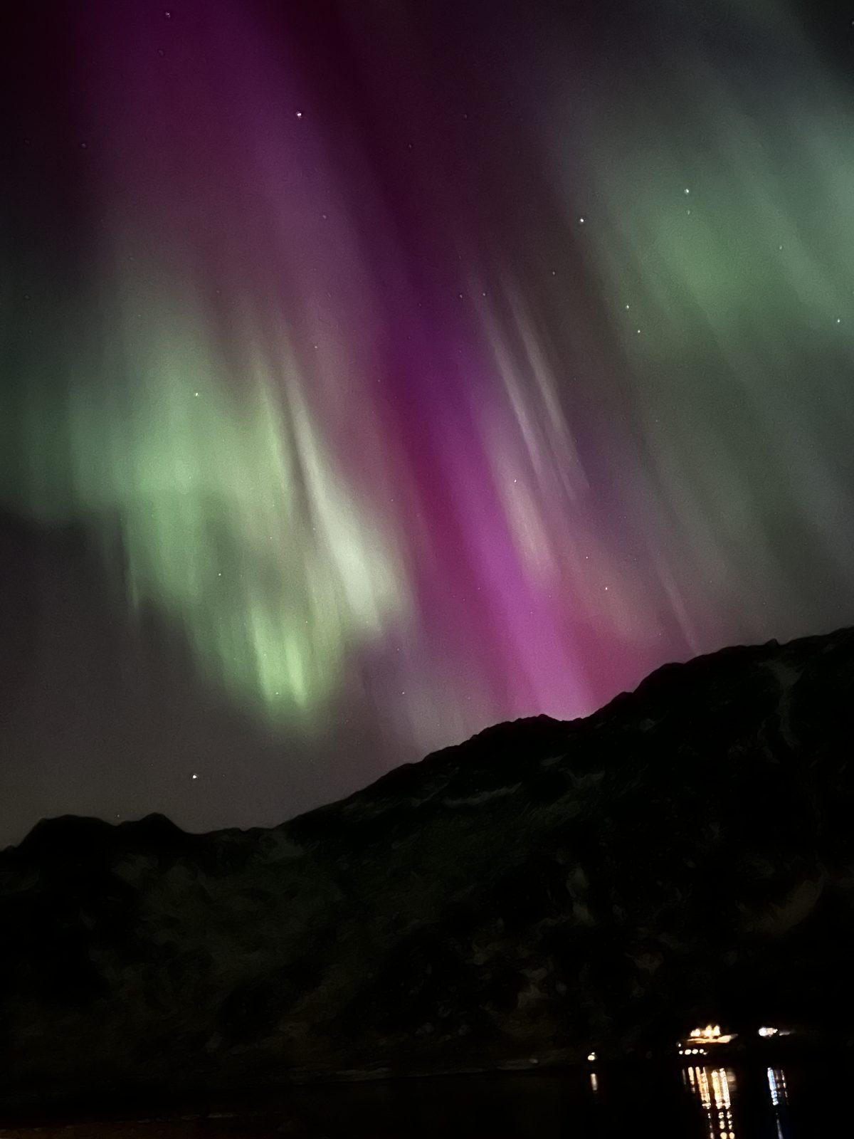Northern lights above the beach (IMG_6089).